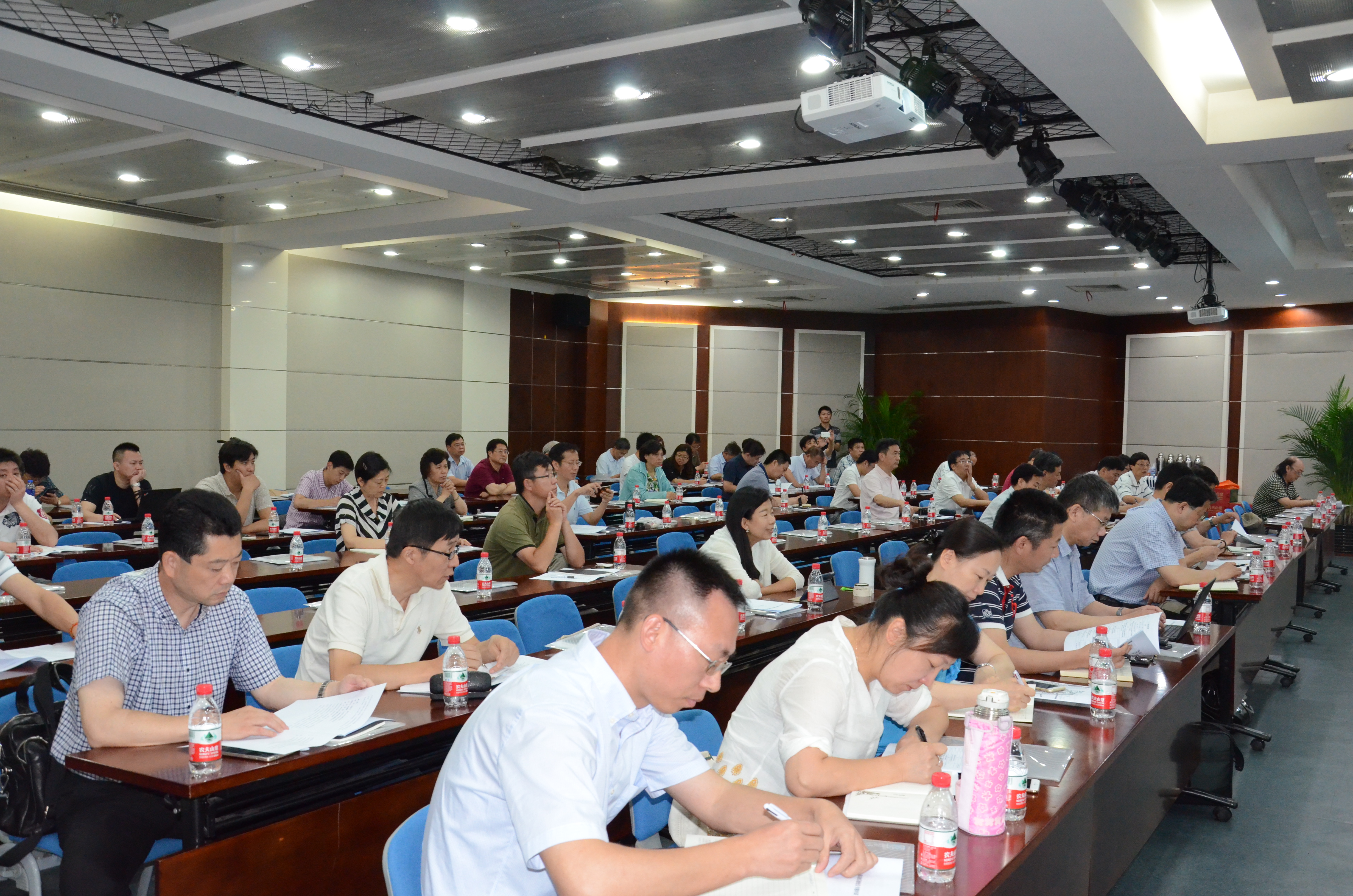 高校后勤处长培训会 007