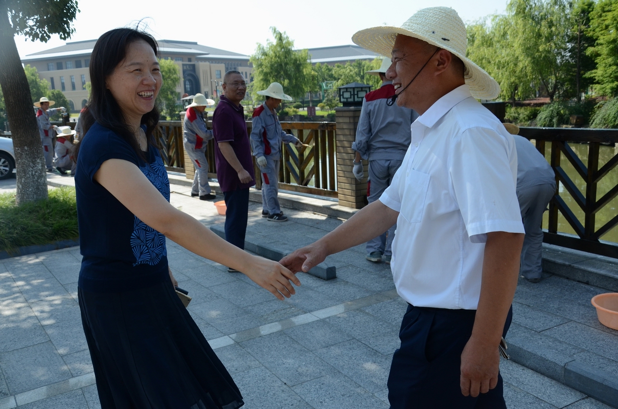 2015年暑期校领导慰问 051